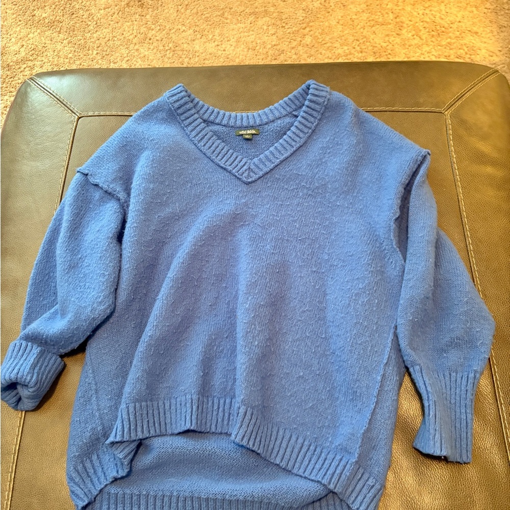 Wild Fable Blue V-Neck Sweater Knit Casual